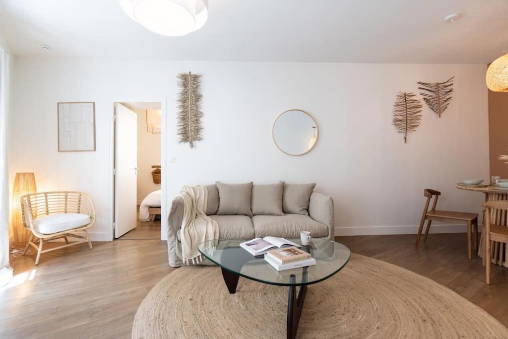 Superbe Appartement En Rdc Proche Marche Central ลาโรแชล ภายนอก รูปภาพ