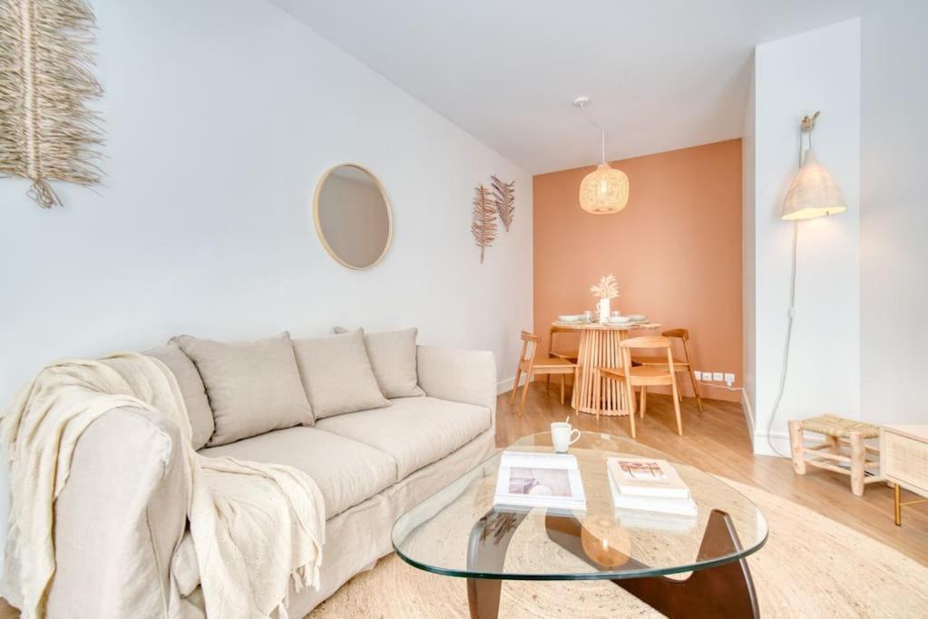 Superbe Appartement En Rdc Proche Marche Central ลาโรแชล ภายนอก รูปภาพ