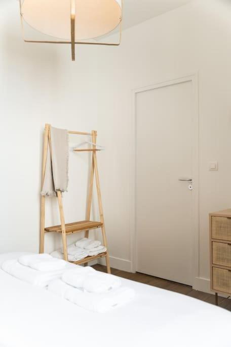 Superbe Appartement En Rdc Proche Marche Central ลาโรแชล ภายนอก รูปภาพ